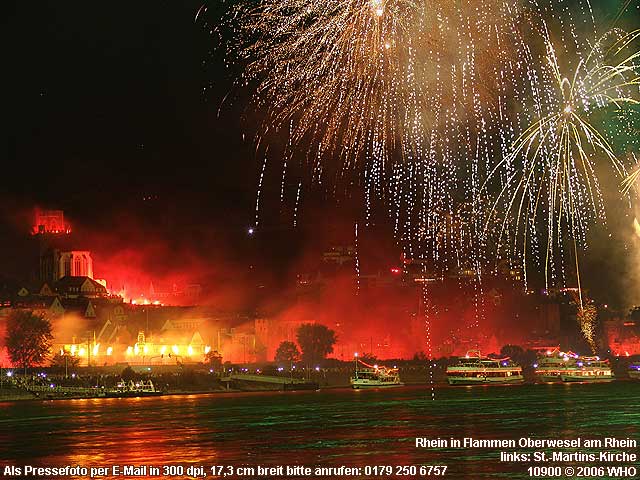 Rheinschifffahrt Feuerwerk Rhein in Flammen Oberwesel
