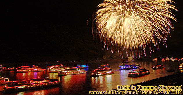 Rheinschifffahrt Feuerwerk Rhein in Flammen Oberwesel