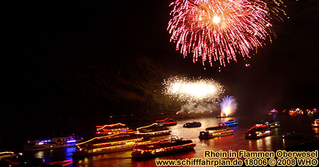Rheinschifffahrt Feuerwerk Rhein in Flammen Oberwesel