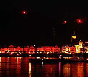 Schifffahrplan Rhein in Flammen St. Goar und St. Goarshausen an der Loreley