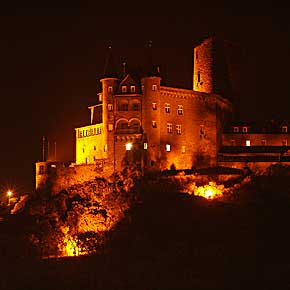 Die beleuchtete Burg Katz bei Rhein in Flammen St. Goar und St. Goarshausen an der Loreley
